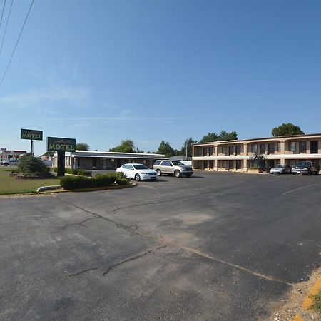 Newcastle Motel Экстерьер фото