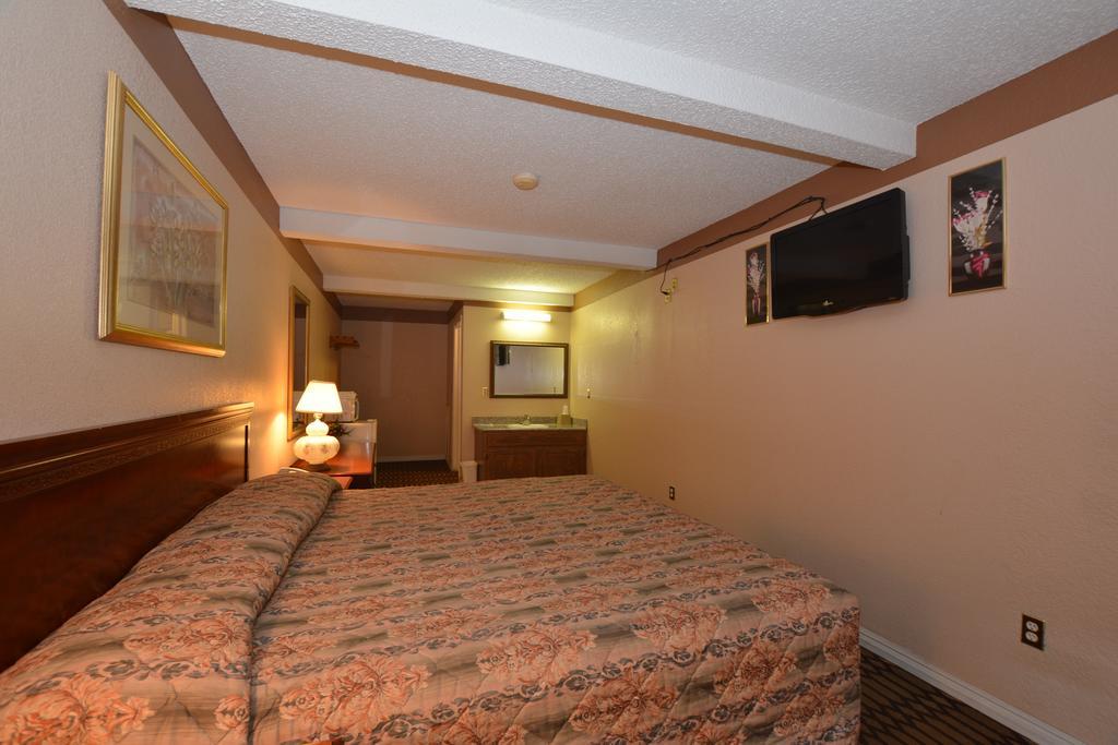 Newcastle Motel Экстерьер фото